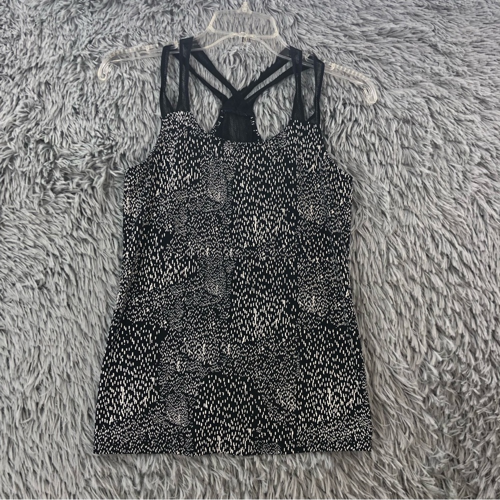 Fabletics Tank Top Womens XS Geometric Razorback Mesh Black White Athletic